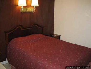 Knights Inn Old Orchard Beach Δωμάτιο φωτογραφία